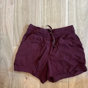 Lululemon size 4 dance studio shorts